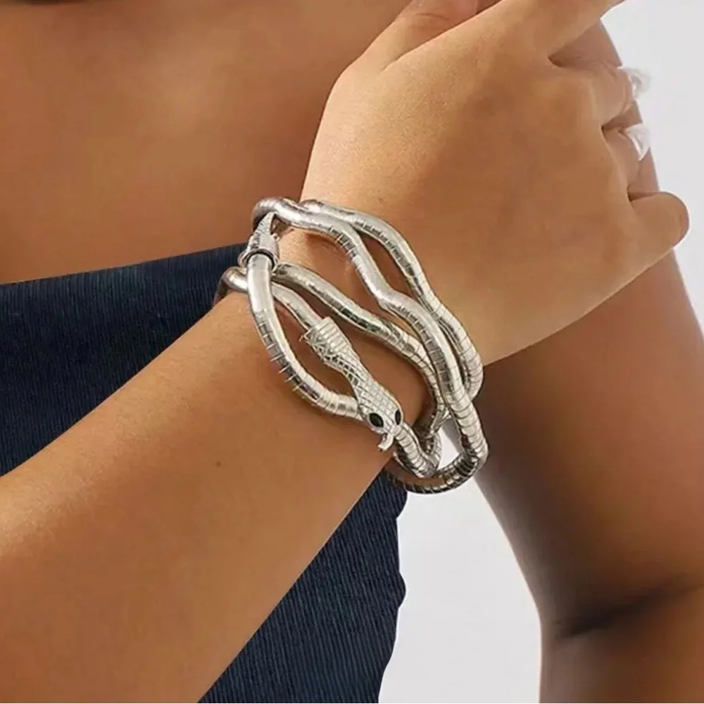 NEW Elegant Stainless Steel Silver Snake Necklace 🔥 - Picture 2 of 5